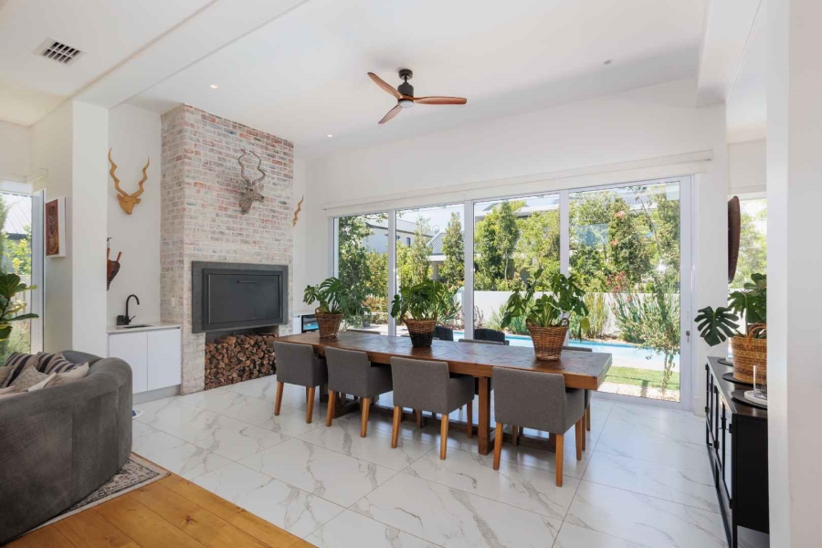 4 Bedroom Property for Sale in Val De Vie Estate Western Cape